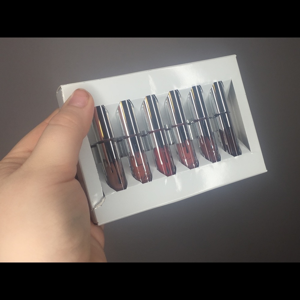 Matte liquid lipsticks